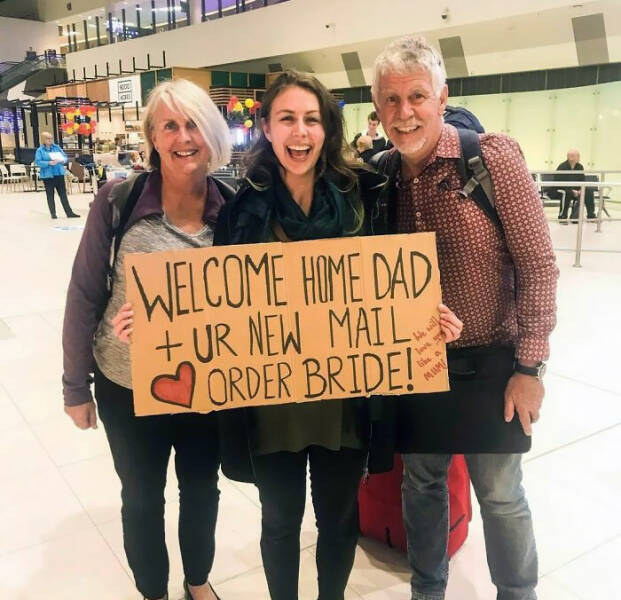 Airport Pickup Humor: Signs That Made Everyone Chuckle