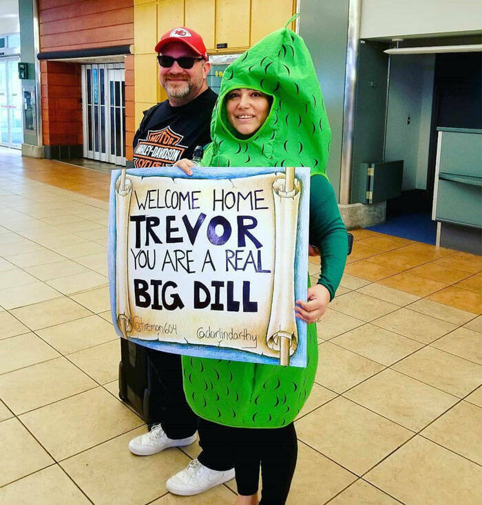 Airport Pickup Humor: Signs That Made Everyone Chuckle