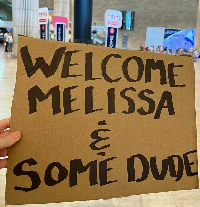 Airport Pickup Humor: Signs That Made Everyone Chuckle