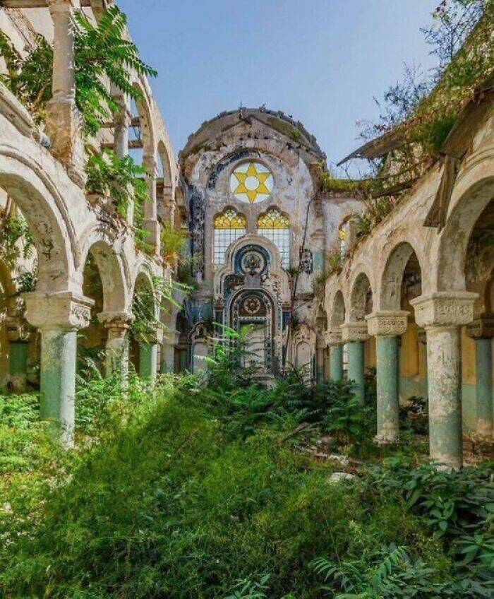 Echoes Of Life: Remarkable Abandoned Locations