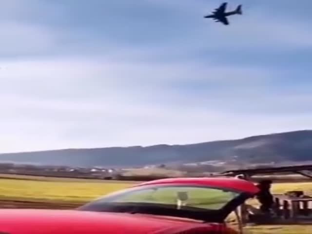 Scary Footage Of A Plane Crash