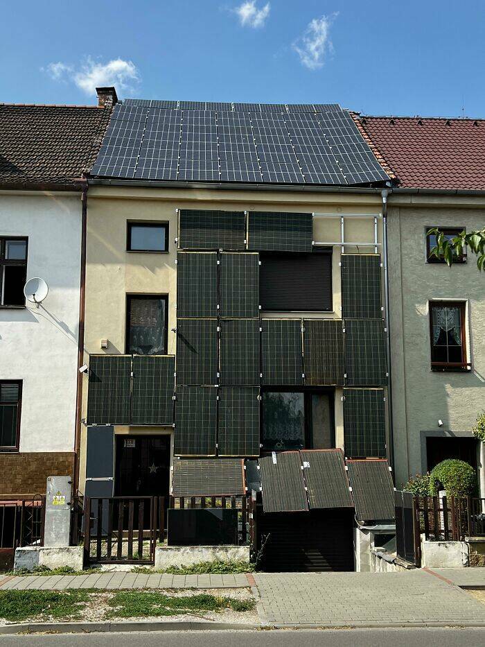 Peek Into Absurdity: Home Inspectors Tales Of Bizarre Discoveries