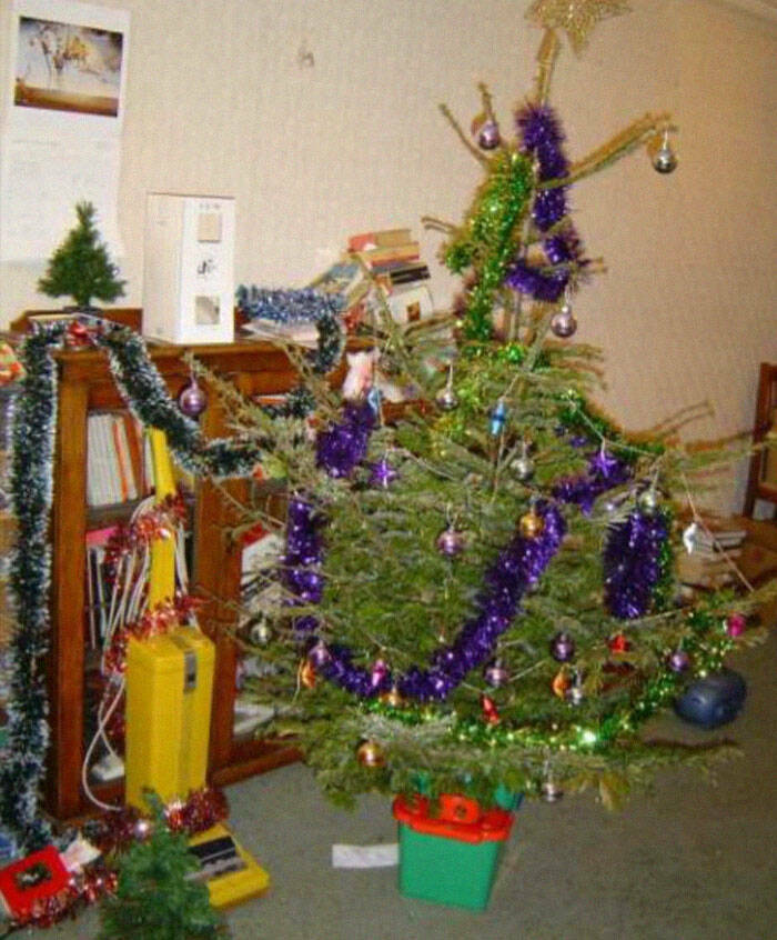 Festive Fails: When Christmas Decorations Went Awry
