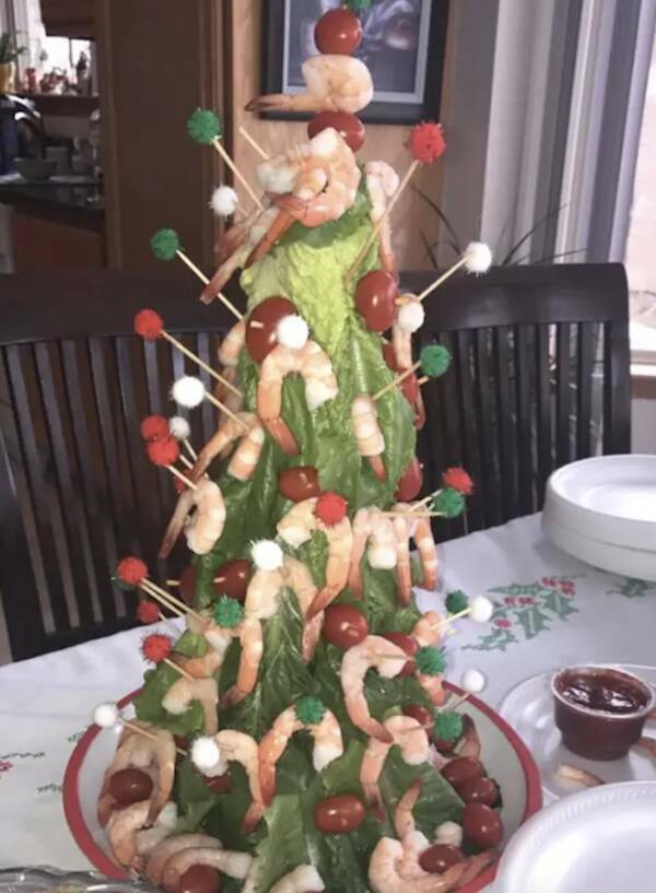 Ho-Ho-Oh No! Christmas Fails That Overshadow The Festivities