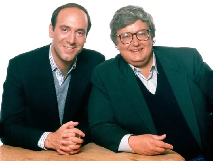 Nostalgic Time Capsule: 90s Flashbacks For The 36–47 Age Group