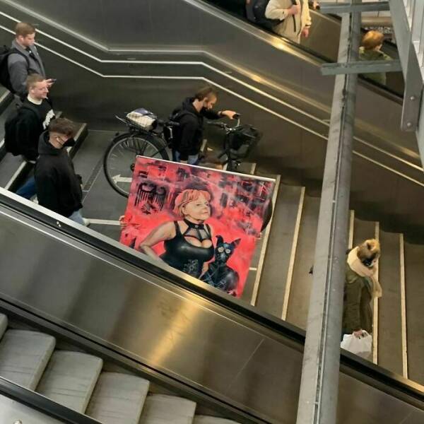 Mind-Bending Metro: Scenes On The Berlin Subway That Stumped Viewers