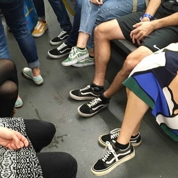 Mind-Bending Metro: Scenes On The Berlin Subway That Stumped Viewers Mind-Bending Metro: Scenes On The Berlin Subway That Stumped Viewers