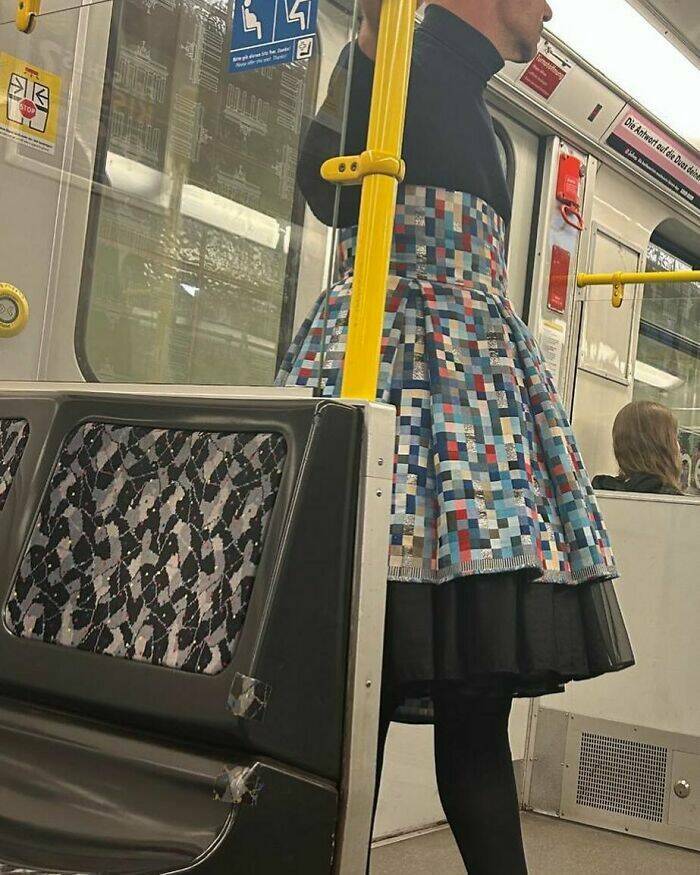Mind-Bending Metro: Scenes On The Berlin Subway That Stumped Viewers Mind-Bending Metro: Scenes On The Berlin Subway That Stumped Viewers
