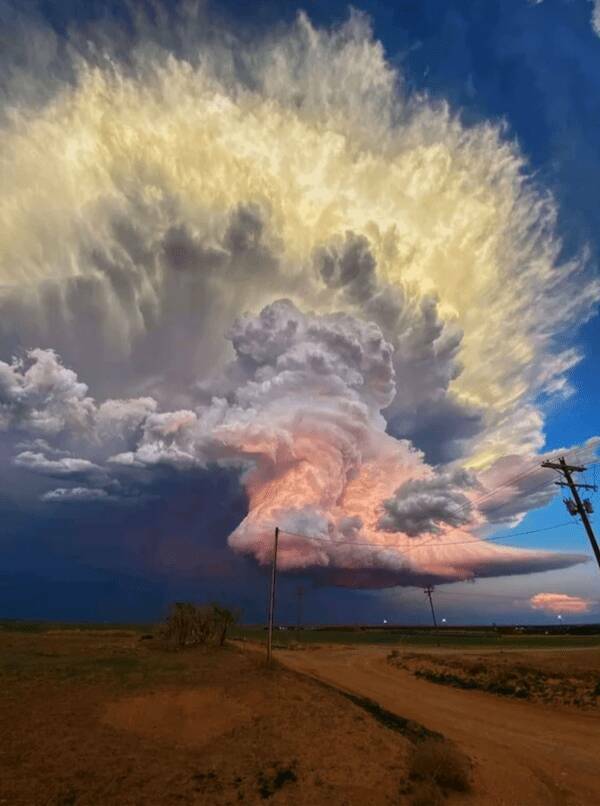 Natures Fury Unleashed: Jaw-Dropping Wild Weather Photography