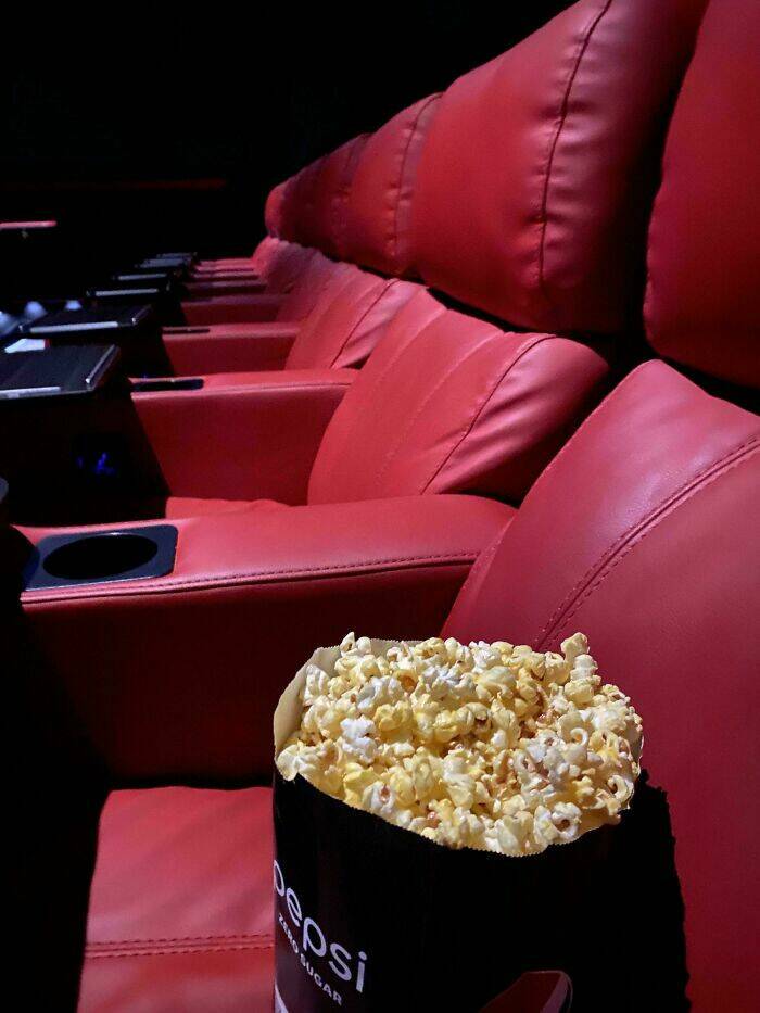 People Share Not Interesting Pics