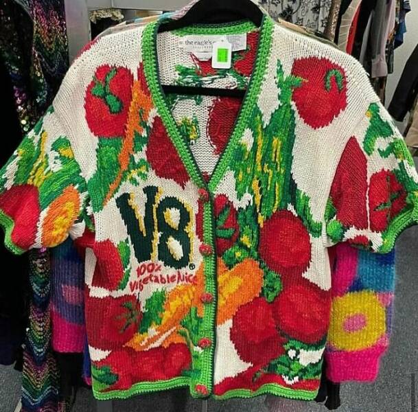 Hilarious Finds Shared by Ridiculous Thrifter