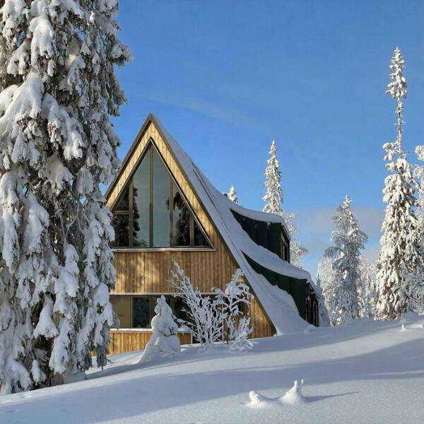 Dreamy Cabin Home Filled With Warmth And Love