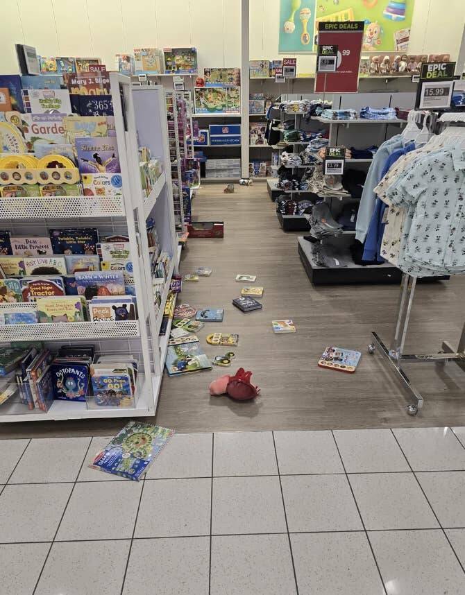 Infuriating Photos That Will Drive You Up the Wall