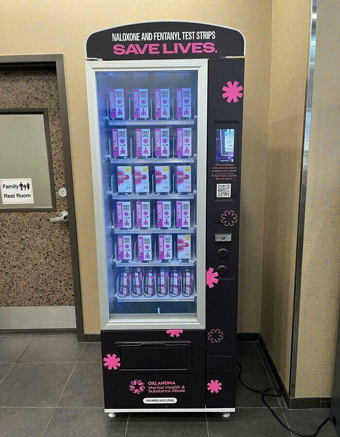 Bizarre Vending Machines That Left People Amazed