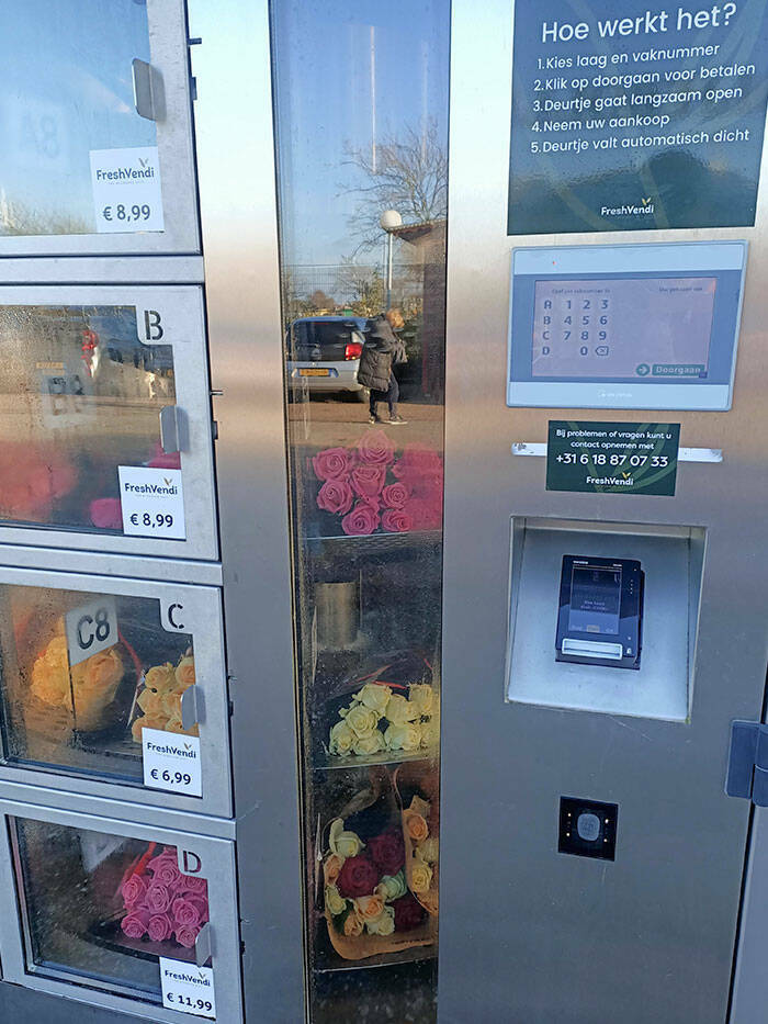 Bizarre Vending Machines That Left People Amazed