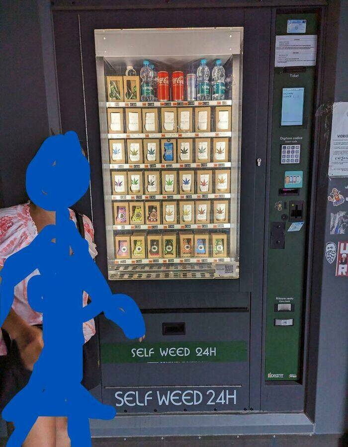 Bizarre Vending Machines That Left People Amazed