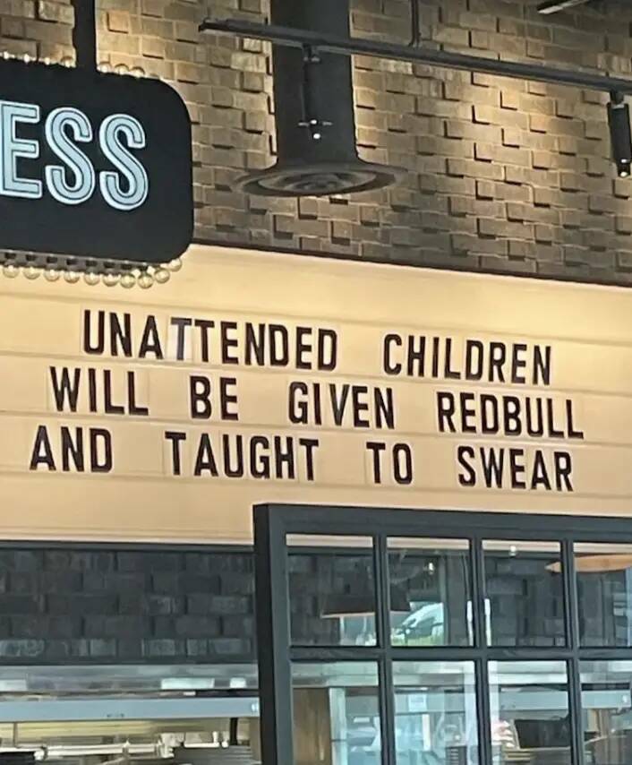 Signs That Put Comedians To Shame With Their Humor