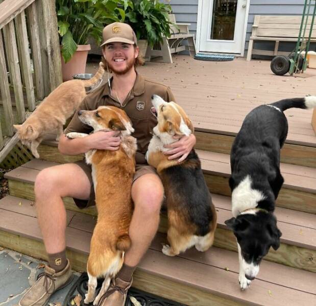 UPS Drivers Meet The Cutest Dogs