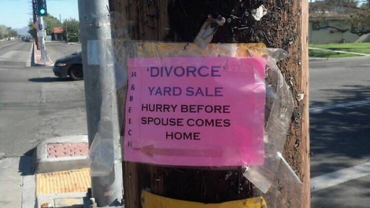 Hilariously Bizarre Signs Spotted In The Wild