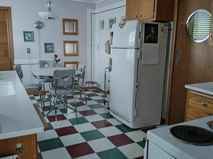 Vintage Kitchens That Outshine Modern Designs