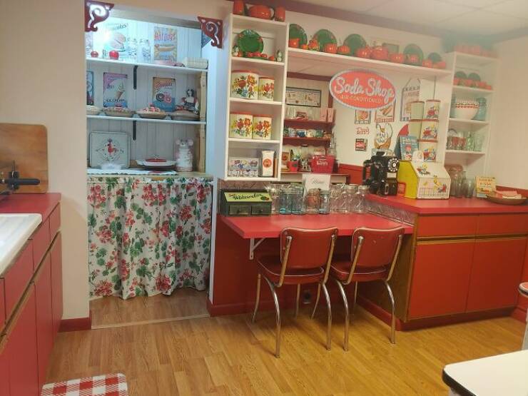 Vintage Kitchens That Outshine Modern Designs