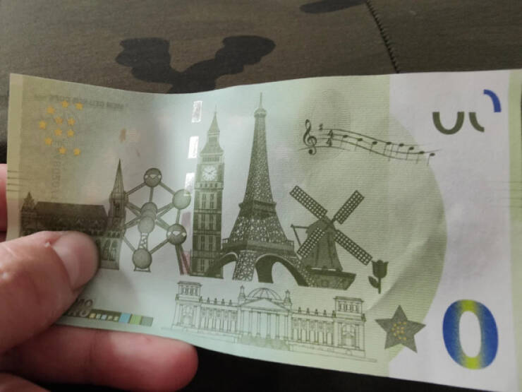 Curious And Eye-Catching Random Snapshots