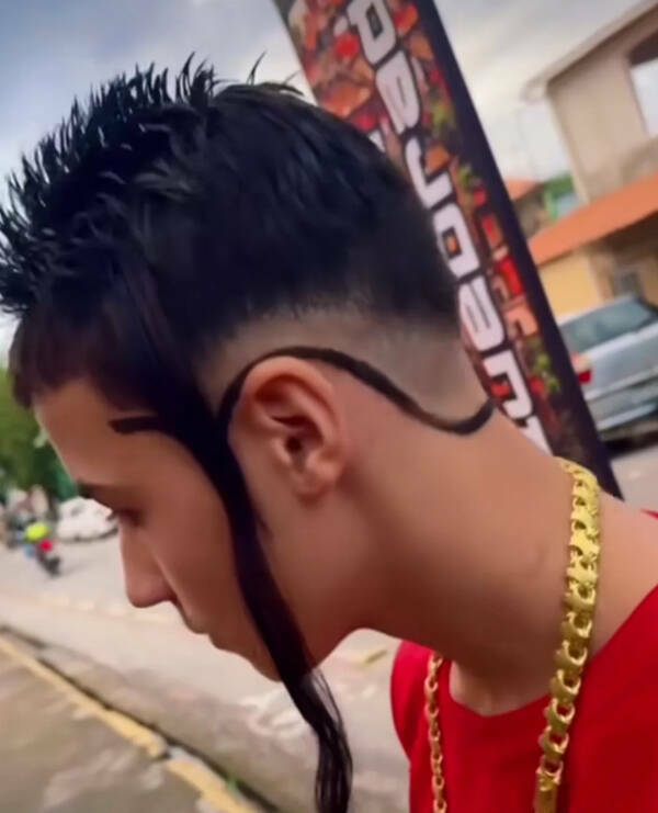 Outrageous And Eccentric Haircuts For The Brave Outrageous And Eccentric Haircuts For The Brave