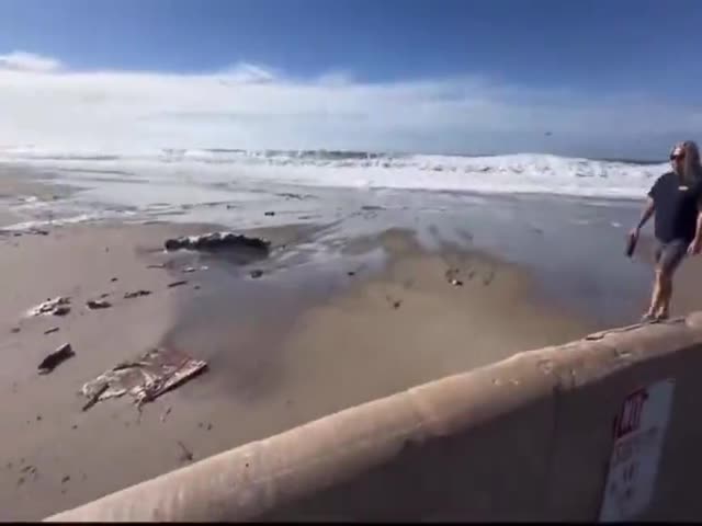 Unexpectedly Big Wave In California