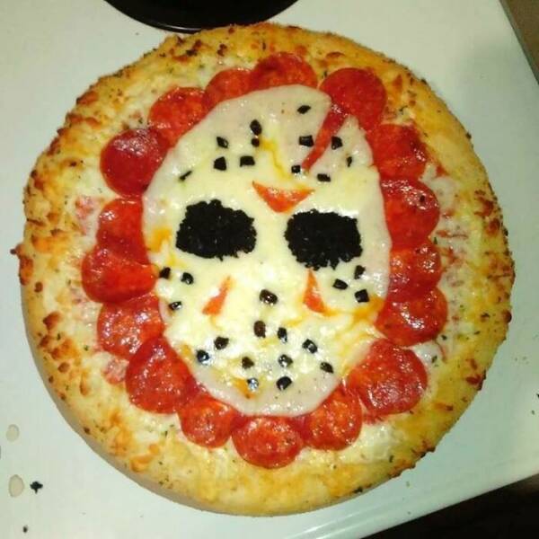 Eerie Pizzas With Threatening Vibes