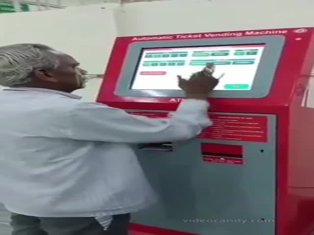 Operator In Indian Metro Who Quickly Issues Tickets