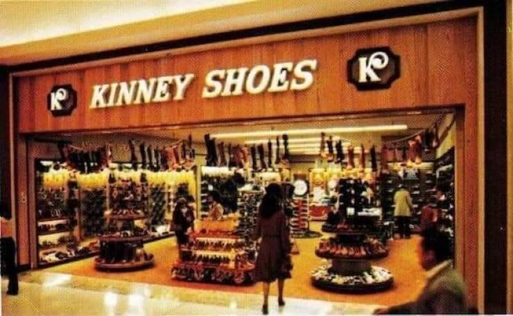 Vintage Mall Photos That Take You Back In Time