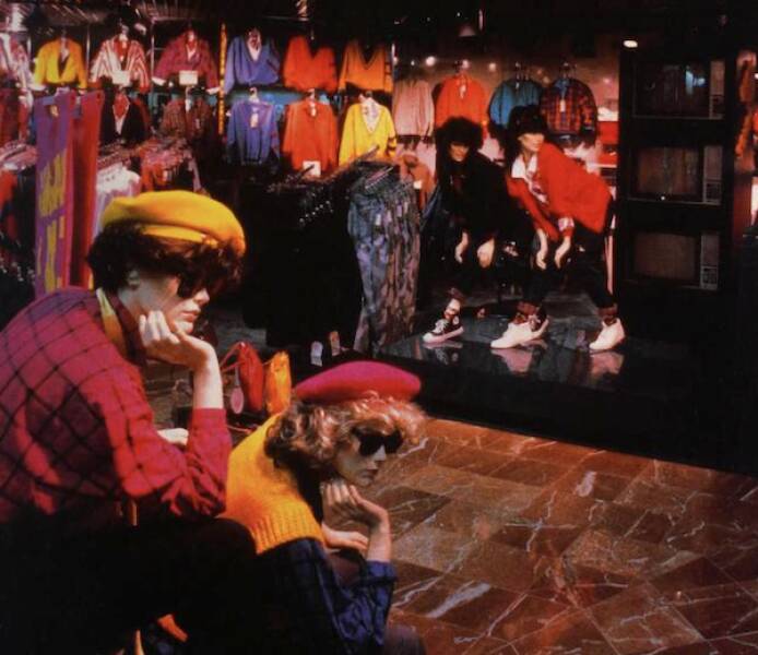 Vintage Mall Photos That Take You Back In Time
