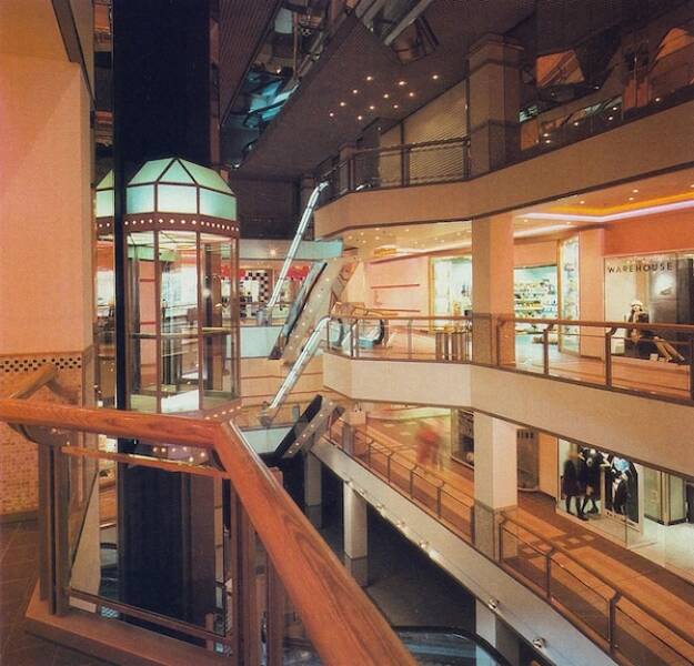 Vintage Mall Photos That Take You Back In Time