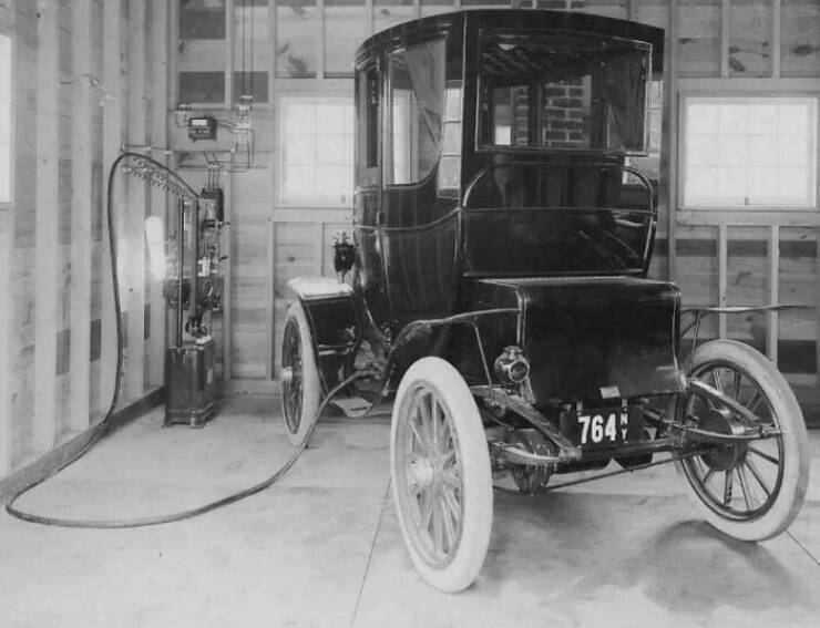 Historical Photos That Offer A Window Into The Past