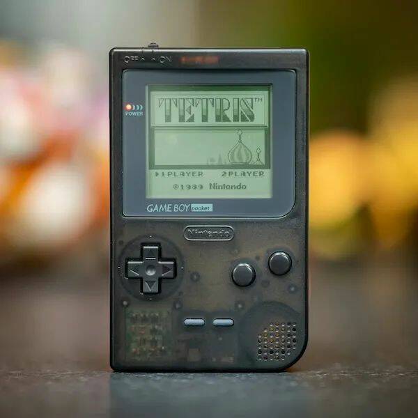 Vintage Gaming Aesthetics In Gorgeous HD Shots