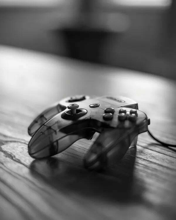 Vintage Gaming Aesthetics In Gorgeous HD Shots