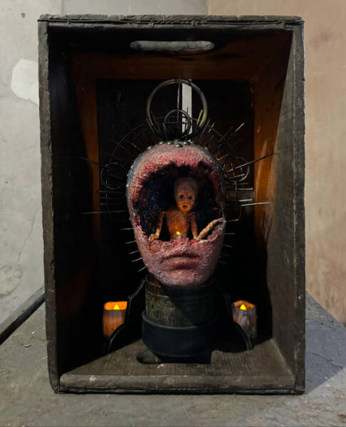 Creepy And Disturbing Photos You Won’t Want To Look At Twice