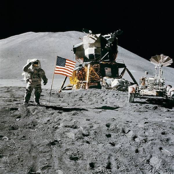 Mind-Blowing Moon Facts That Will Leave You Starstruck
