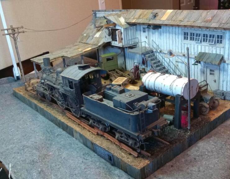 Stunning High-Res Look At A 1930s Model Train Station