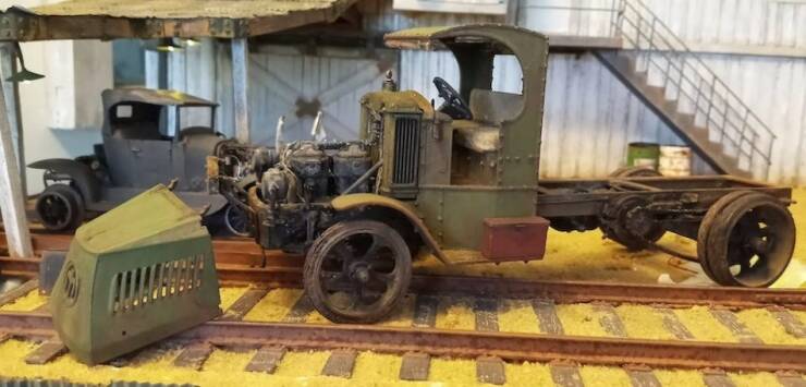 Stunning High-Res Look At A 1930s Model Train Station