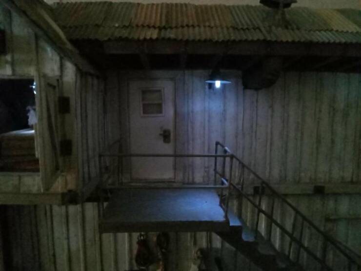 Stunning High-Res Look At A 1930s Model Train Station