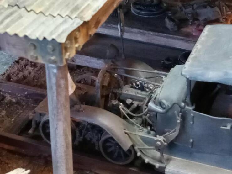 Stunning High-Res Look At A 1930s Model Train Station