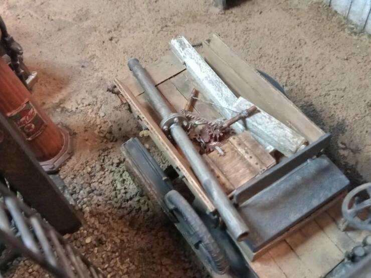 Stunning High-Res Look At A 1930s Model Train Station