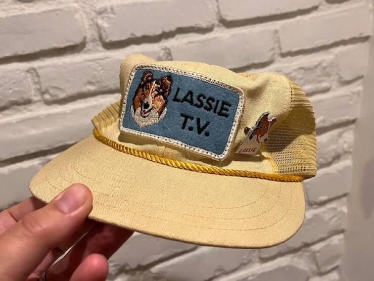 The Best Hat Rack Gems You’ll Only Find At Thrift Stores