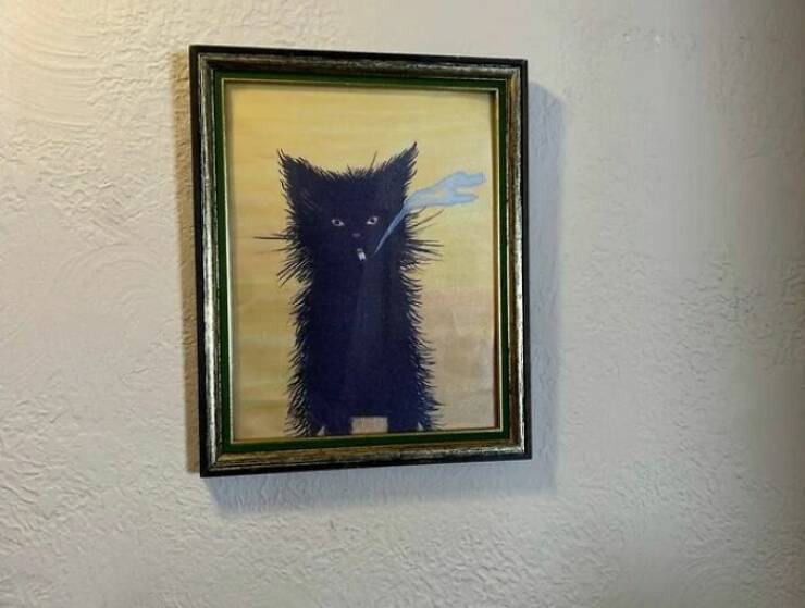 Bizarre And Hilarious Finds From Thrift Stores And Flea Markets