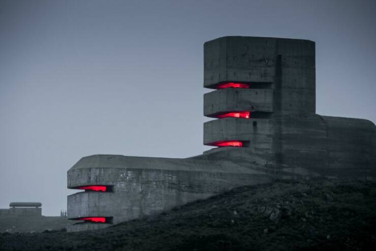 Sinister Structures That Look Perfect For A Supervillain Lair