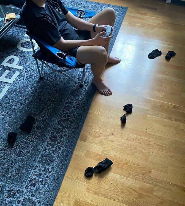 When Men Turn Simple Tasks Into Epic Fails