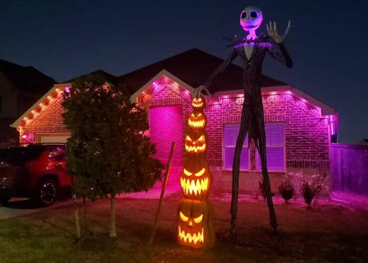 Epic Halloween Yard Displays That Took Spooky To The Next Level