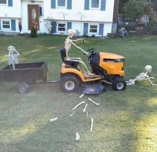 Epic Halloween Yard Displays That Took Spooky To The Next Level