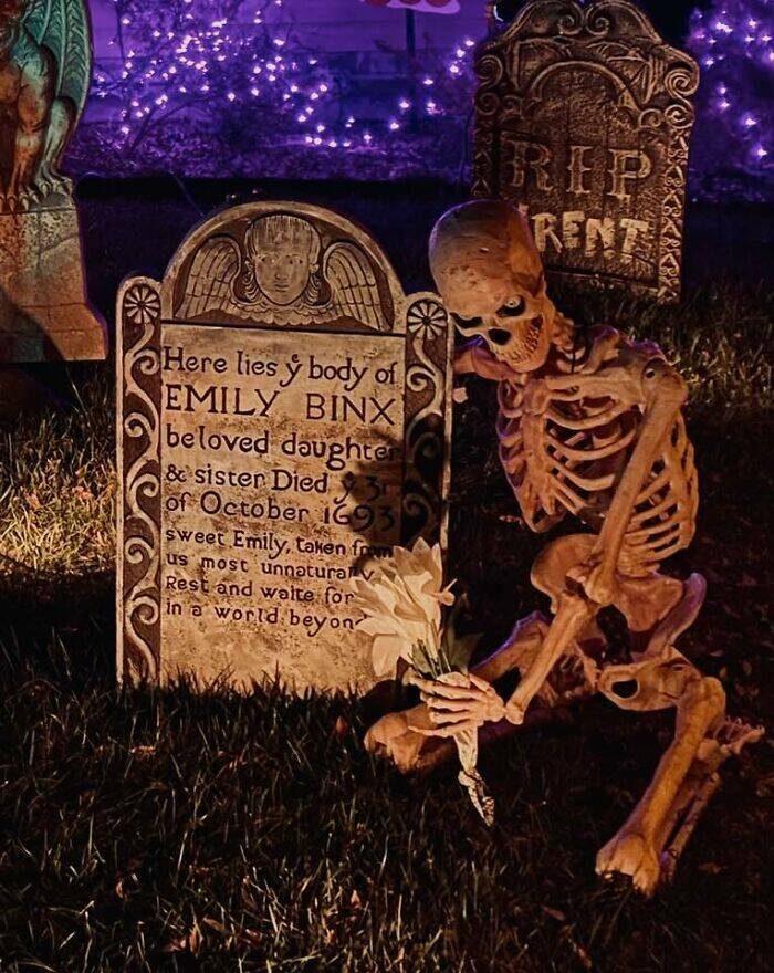 Epic Halloween Yard Displays That Took Spooky To The Next Level